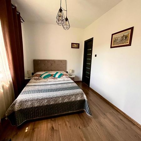 Holiday Home Esku Orsova Exterior photo