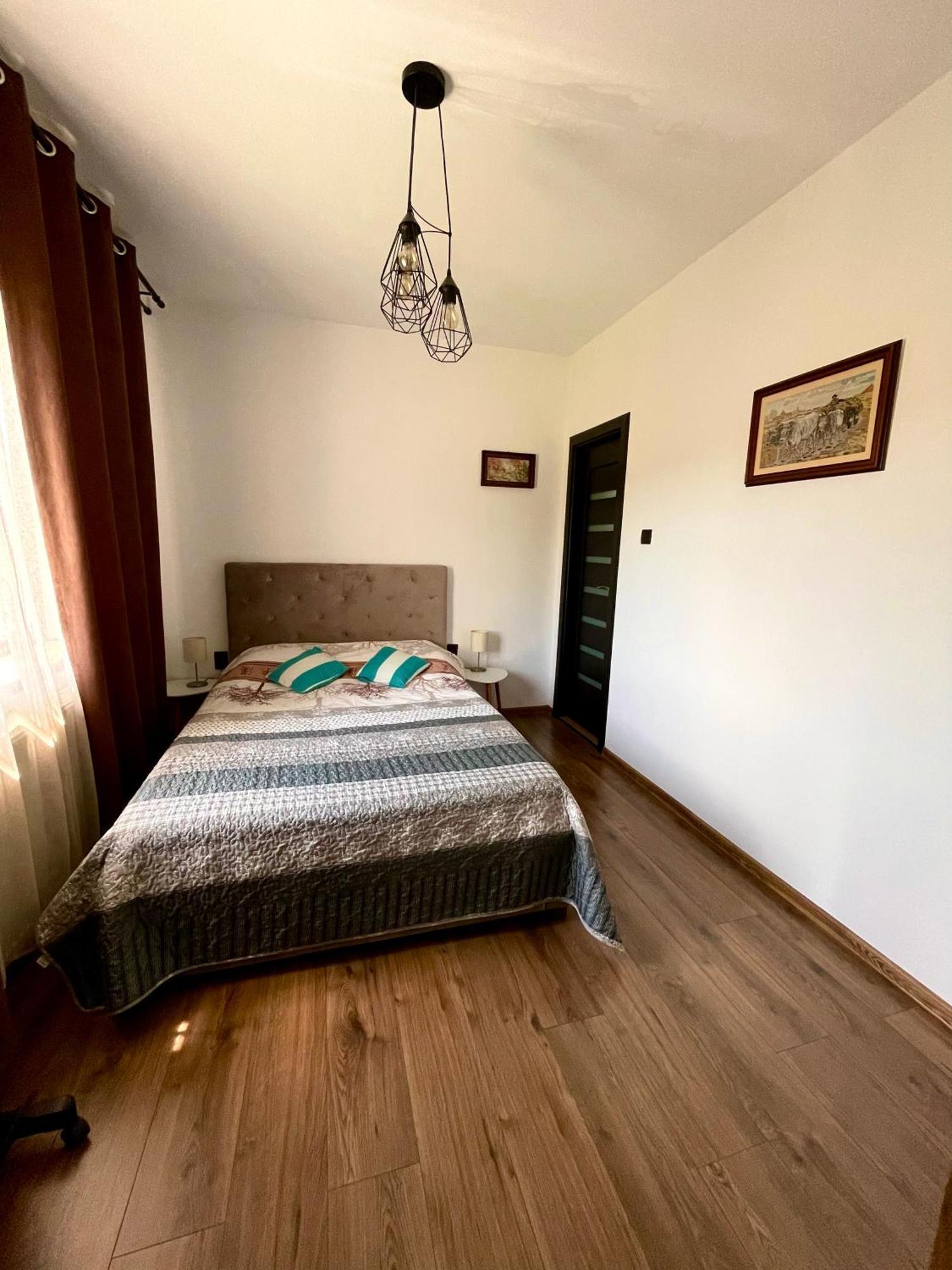 Holiday Home Esku Orsova Exterior photo